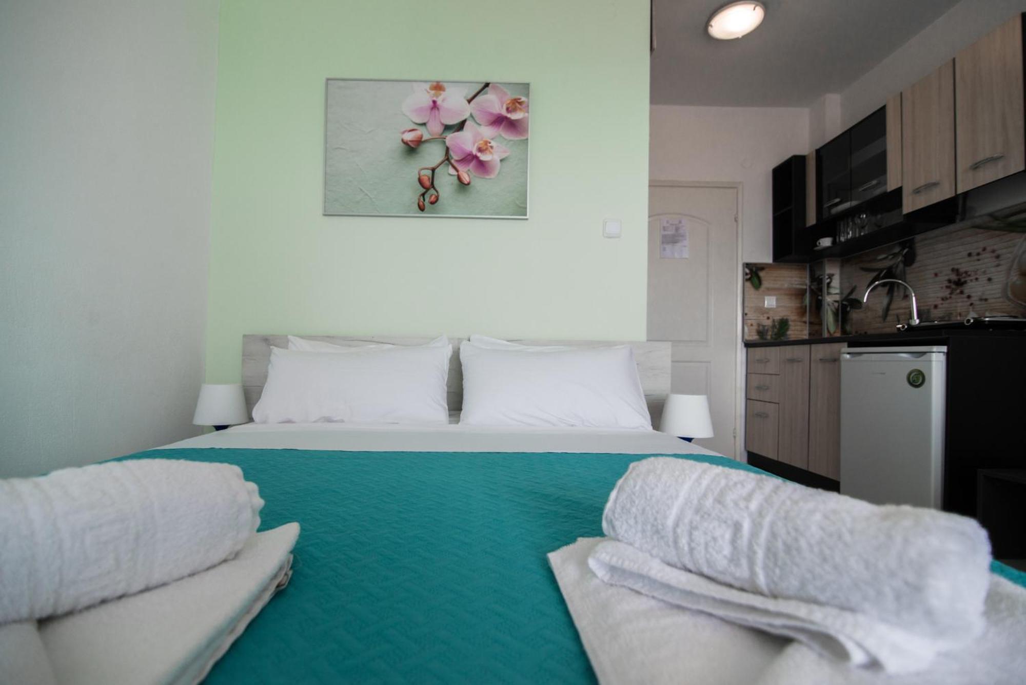 مولا كاليفا Dias Apartments المظهر الخارجي الصورة